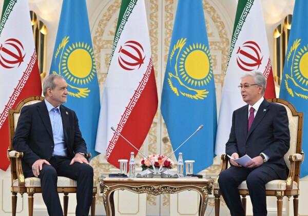 Президент Ирана впервые посетил Казахстан: стороны заявили о большом потенциале партнерства