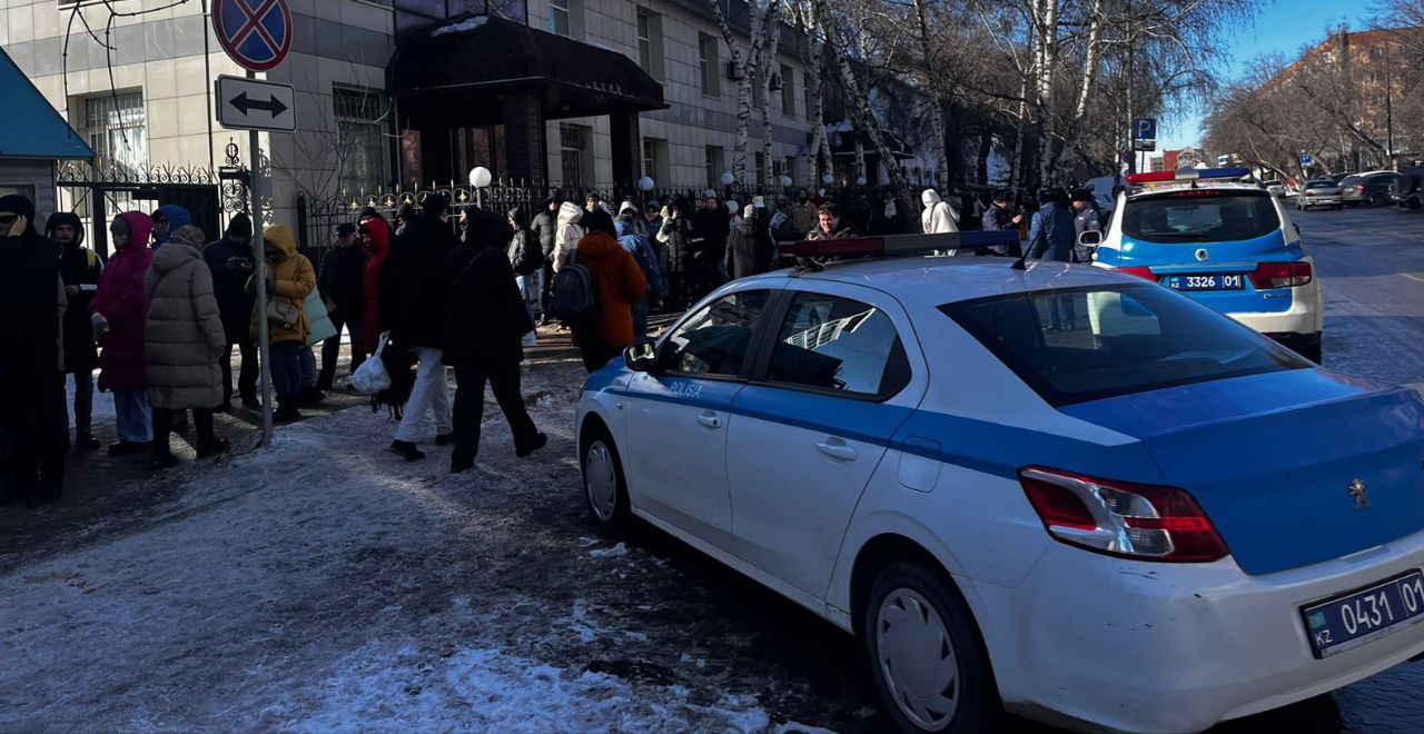 photo_5456622964951865918_y